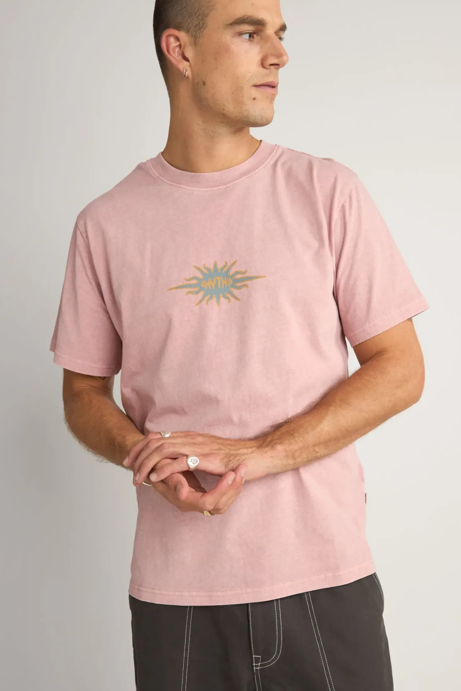 Rhythm T-shirts*Flame Printed Vintage Ss T Shirt Mauve