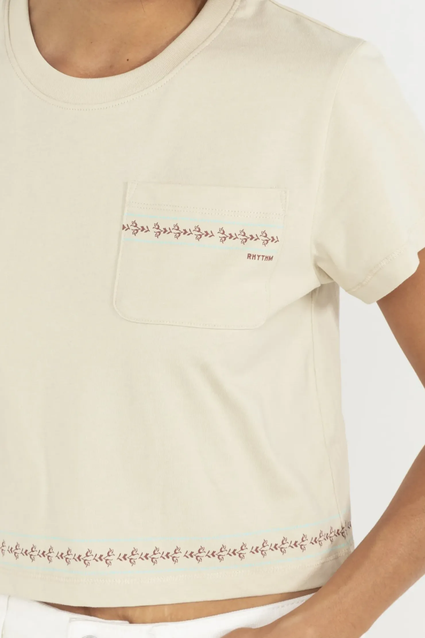 Rhythm T-shirts*Vintage Floral Crop Tee Natural